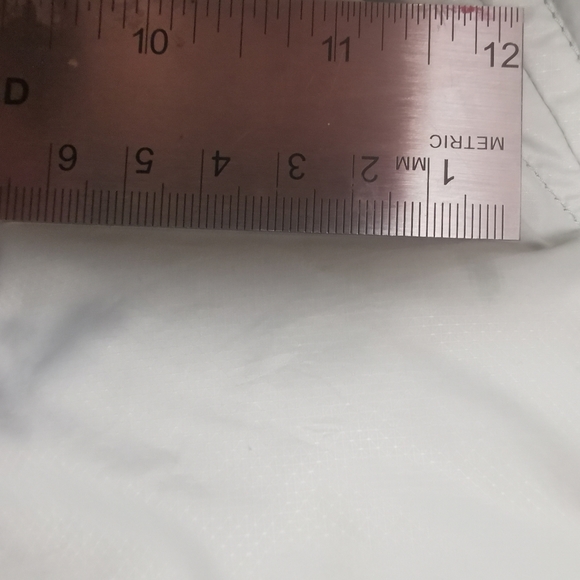 Worn once, Sierra Designs down jacket size small - Picture 5 of 15